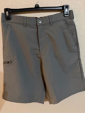 Gerry Weber Men's Grey Athletic
Tech Shorts Sz 32